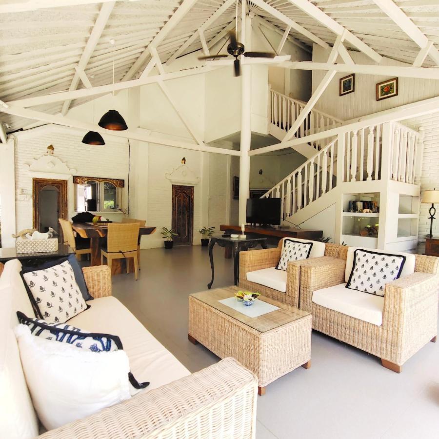 Villa Miracle *